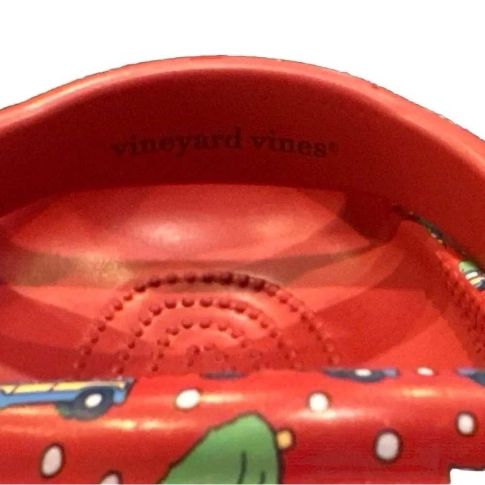 NEW Holiday Vineyard Vines Crocs Classc Clog colaboration WHALE Jibbitz M10 W12